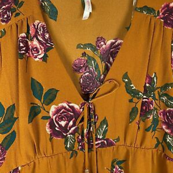 *V NECK TIERED RUFFLE MUSTARD FLORAL PRINT DRESS SIZE MED YELLOW PEASANT NEW - Picture 9 of 11